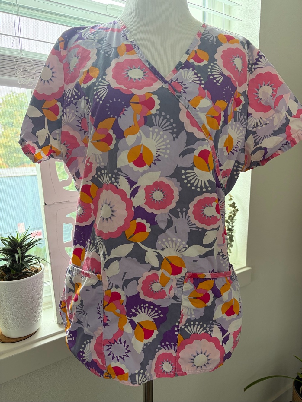Women's Floral V-Neck Scrub Top in Purple and Pink